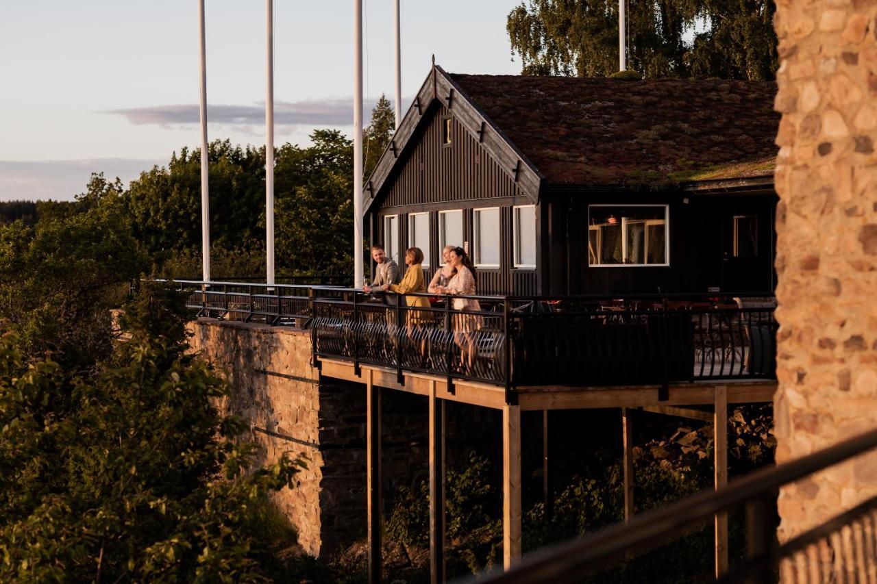 Hotel Gyllene Uttern Gränna Esterno foto